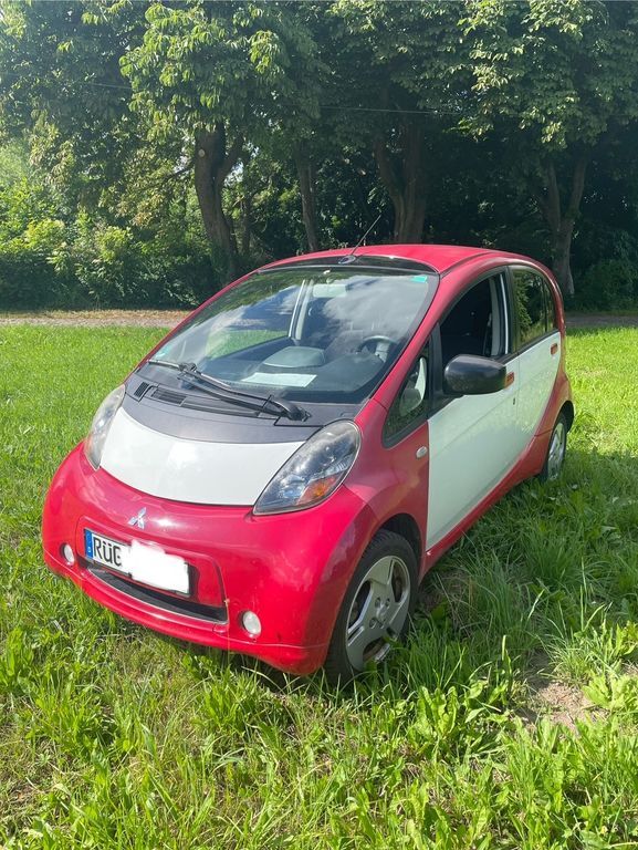i-MiEV
