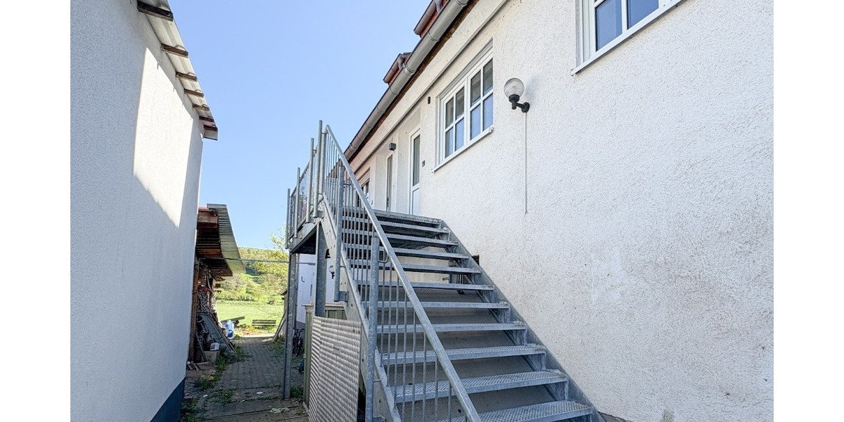 Wohnen, Arbeiten & Investieren: Einzigartiges Anwesen mit Gaststätte, Wohnungen und Naturgrundstück - Mehrfamilienhaus, Wohnhaus Ulmet | Angebot:26378321