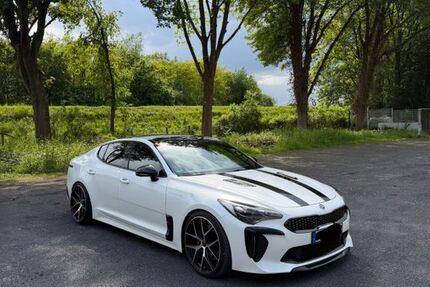 Kia Stinger 110.000 km 29.900 &euro; Selm 59379