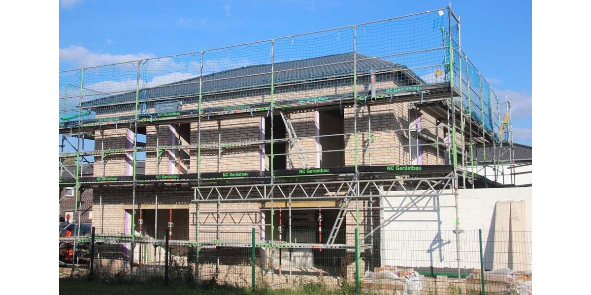 Wunderschöne Doppelhaushälfte in Haßbergen - NeubauErstbezug 3 zimmer