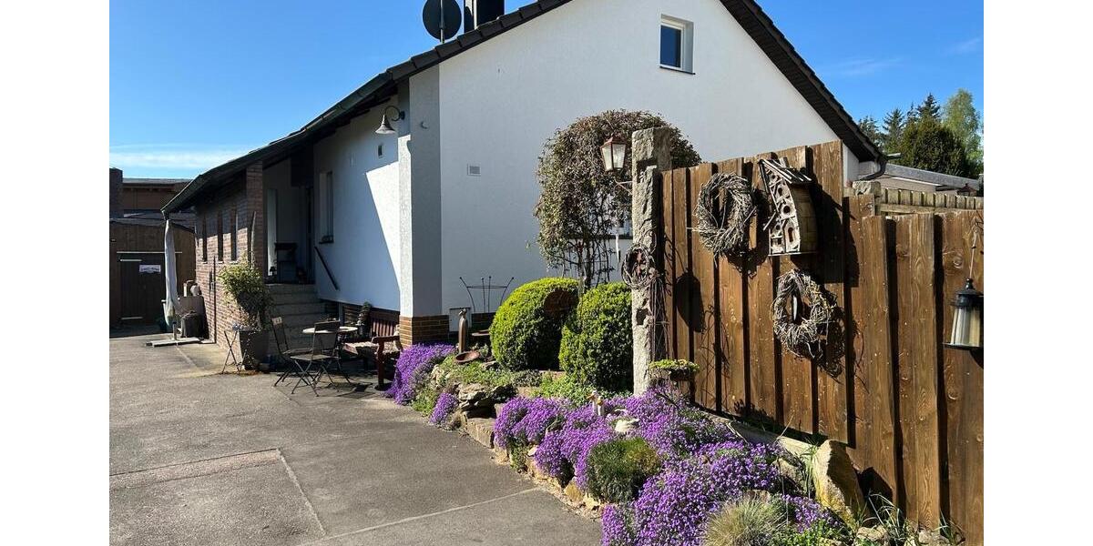 Einfamilienhaus Schwandorf - 4 Zimmer, 110 m&sup2;, 349.000&euro; | Angebot:26393858