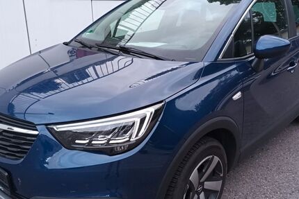 Opel Crossland (X) 100.900 km 9.990 &euro; Limbach-Oberfrohna 09212