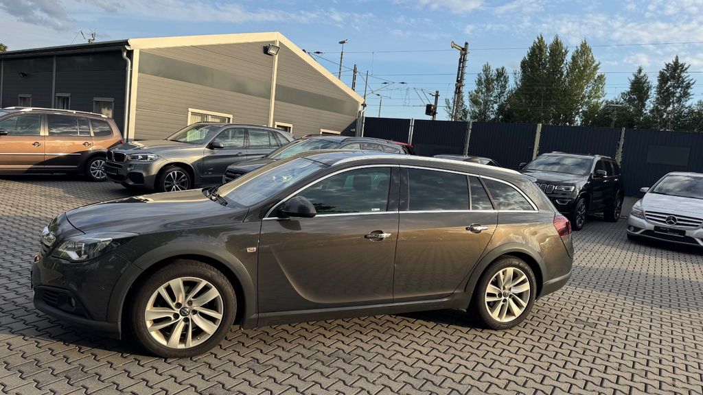Opel Insignia 280.000 km 4.900 &euro; Bad Wildungen 34537