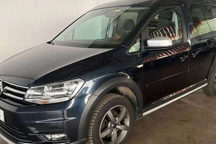 VW Caddy 141.600 km 13.990 &euro; Delmenhorst 27751