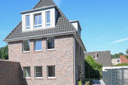 6545 - Nachhaltiger Neubau mit Terrasse und Einbauküche – Reihenhaus im Marschwegviertel!
