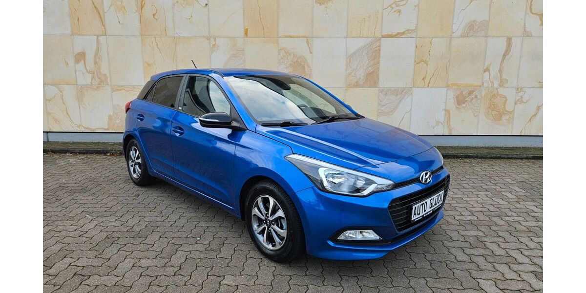 Hyundai i20 23.500 km 12.990 &euro; Schwetzingen 68723