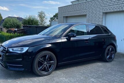 Audi A3 149.100 km 12.500 &euro; Paderborn 33106
