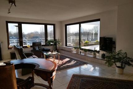 3-Zi.-PenthouseWohnung mit Seeblick und großer Dachterrasse