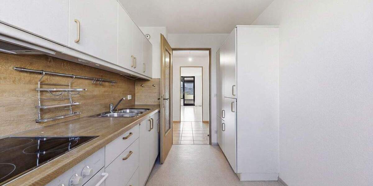 Etagenwohnung München Berg am Laim - 3 Zimmer, 82 m&sup2;, 499.000&euro; | Angebot:25602538
