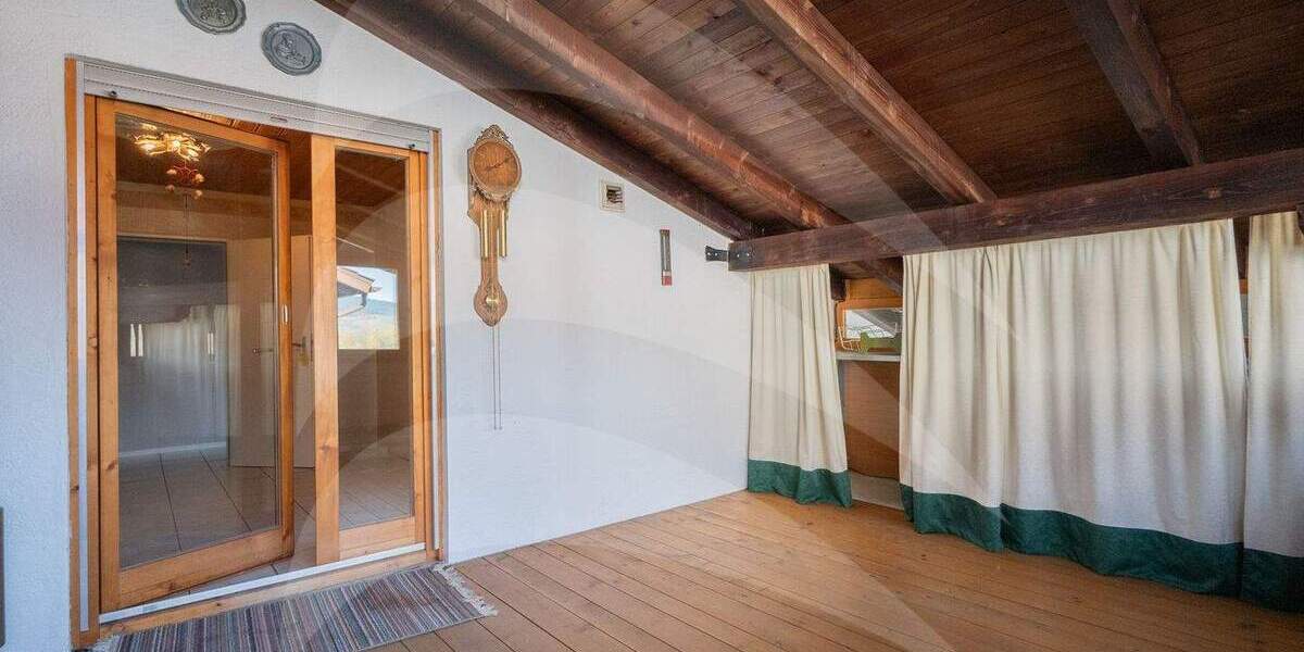 Mehrfamilienhaus, Wohnhaus Hauzenberg - 9 Zimmer, 350 m&sup2;, 697.000&euro; | Angebot:25730943