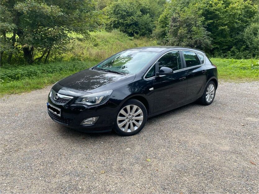 Opel Astra 102.544 km 5.000 € Villingen-Schwenningen 78050