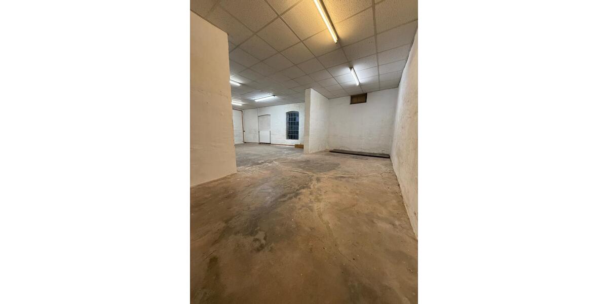 Lagerhalle Lagerfläche 140 m² in Göttingen zimmer