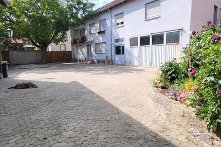 Geräumiges Wohnhaus auf ehemaliger landw. Hofstelle zimmer
