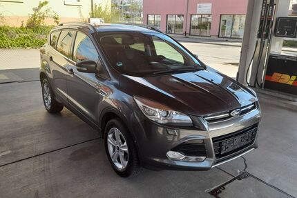 Ford Kuga 244.880 km 8.900 &euro; Öhringen 74613