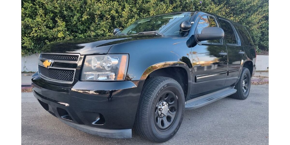 Chevrolet Tahoe 144.000 km 16.490 &euro; Berlin 13125