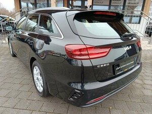 Kia Ceed SW / ceed SW CEED SW 1.5T 140 DCT7 VISION STD 19.056 km 22.490 &euro; Höhenkirchen-Siegertsbrun 85635