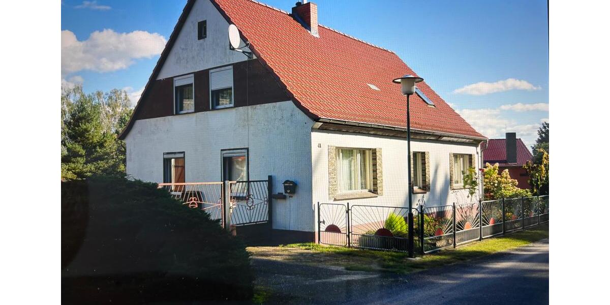 Einfamilienhaus Luckau - 5 Zimmer, 102 m&sup2;, 99.900&euro; | Angebot:25056265