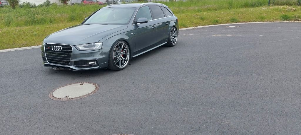 Audi A4 200.000 km 13.500 &euro; Northeim 37154
