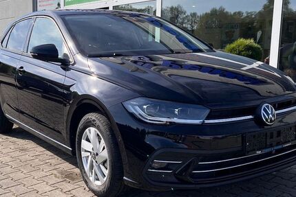 VW Polo 6.700 km 21.990 € Trieb 08239
