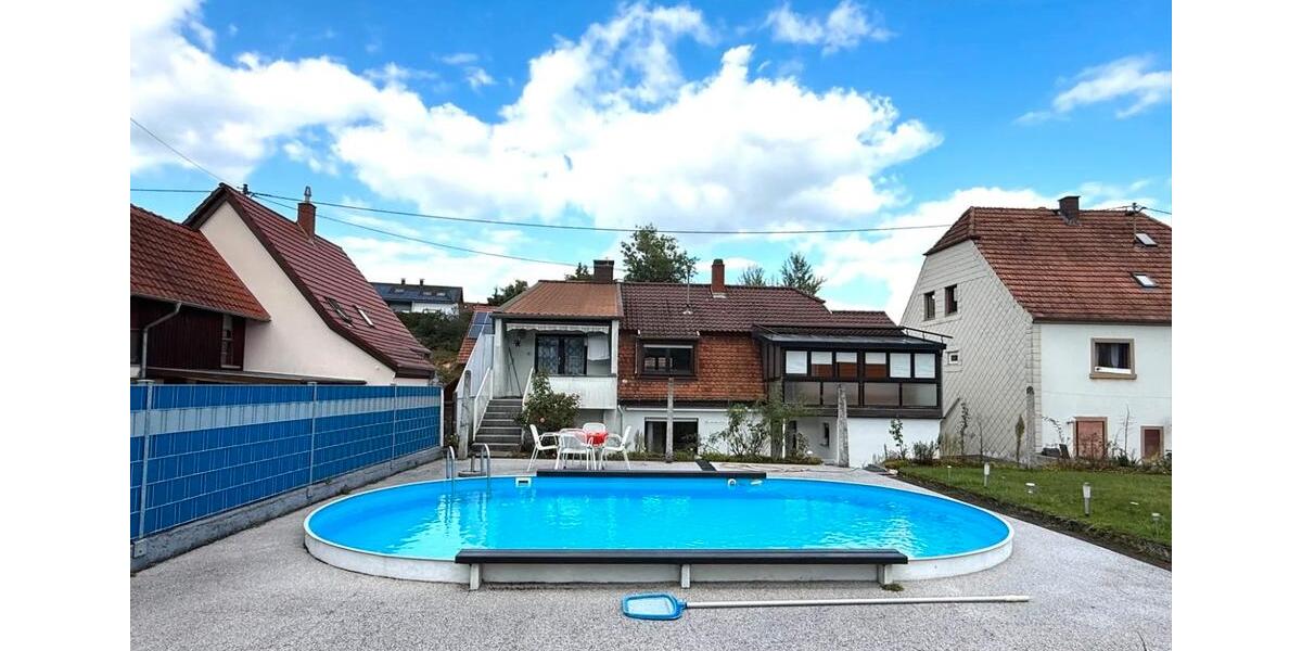 Einfamilienhaus Bechhofen - 7 Zimmer, 195 m&sup2;, 310.000&euro; | Angebot:26621830