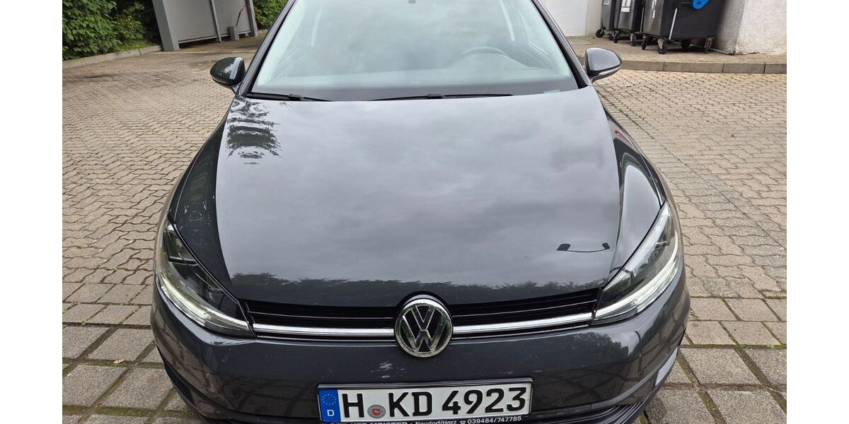 VW Golf 119.500 km 8.500 &euro; Wennigsen 30974