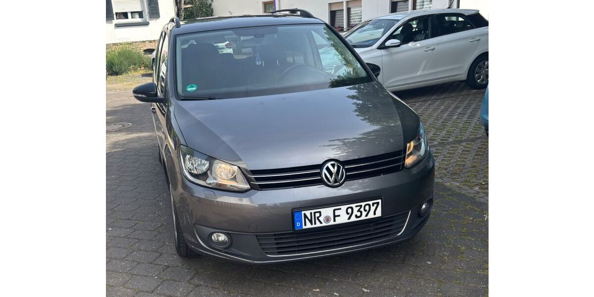VW Touran 214.000 km 6.980 &euro; Neuwied 56564