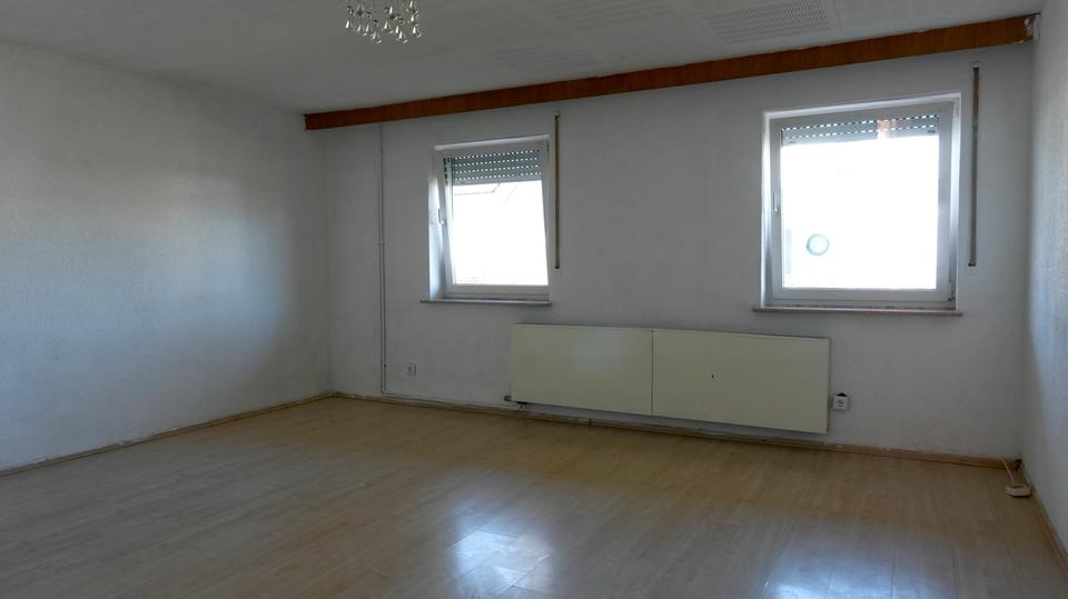 Erdgeschoßwohnung Nidda - 3 Zimmer, 101 m&sup2;, 1.100&euro; | Angebot:26059786