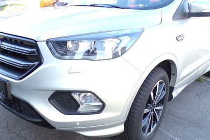 Ford Kuga 132.000 km 13.500 &euro; Perlesreut 94157
