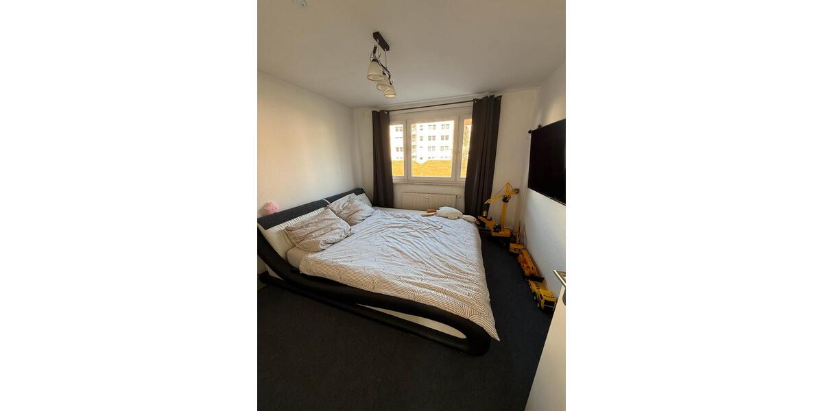 Etagenwohnung Zschopau - 3 Zimmer, 56 m&sup2;, 350&euro; | Angebot:25380125