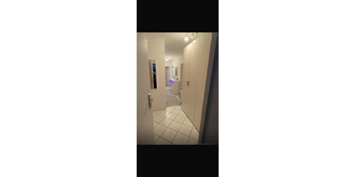 Etagenwohnung Wiesbaden Mainz-Amöneburg - 3 Zimmer, 75 m&sup2;, 950&euro; | Angebot:25044815