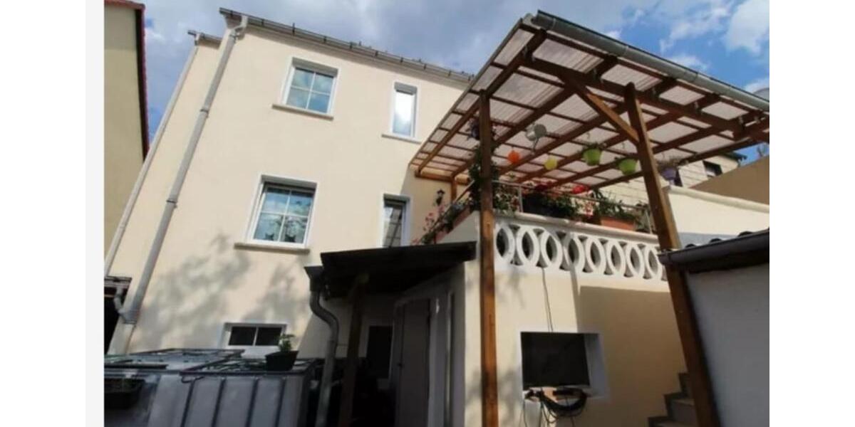 Mehrfamilienhaus mit 3 Wohneinheiten in Dessau Törten 8 zimmer