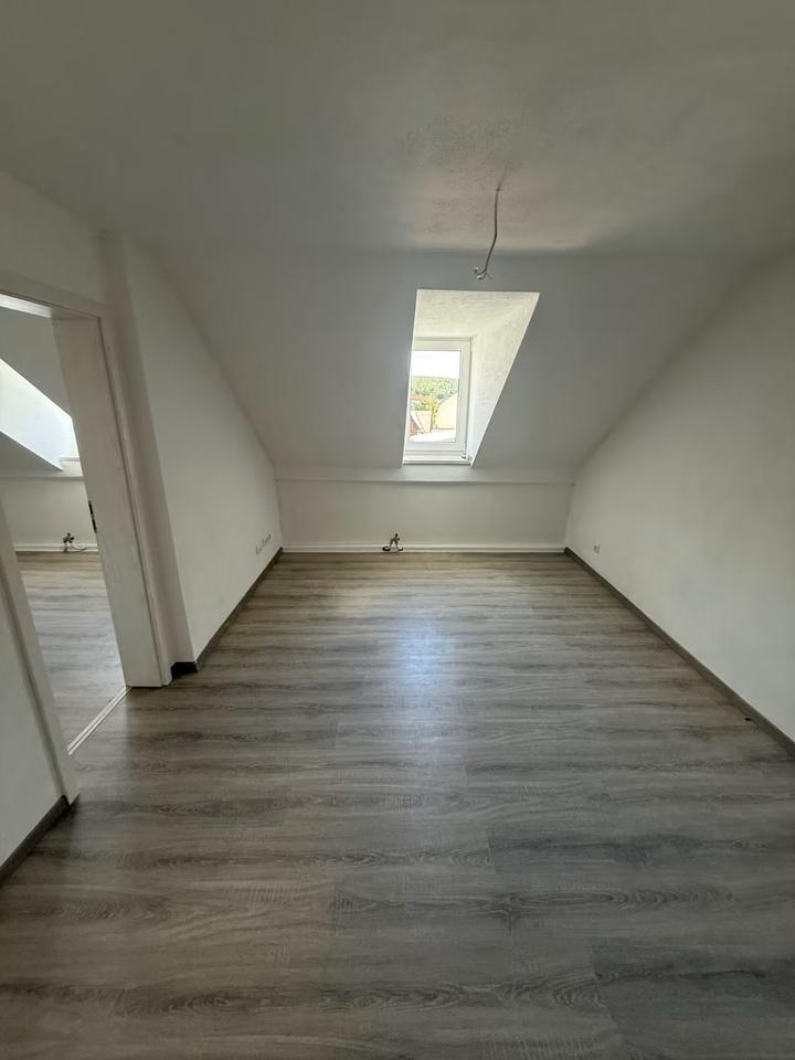 Erstbezug nach Sanierung - 3 Zimmer Wohnung in Waldsassen