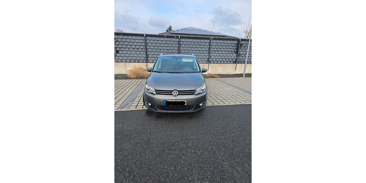 VW Touran 146.000 km 9.500 &euro; Schmidgaden 92546