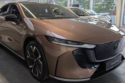 Mazda 6e 3.952 km 37.990 &euro; Solingen 42655