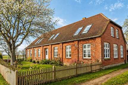 Haus Pellworm Tilli - 6 Zimmer, 255 m&sup2;, 840.000&euro; | Angebot:26757142
