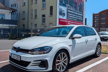 VW Golf 128.759 km 20.000 &euro; Maintal 63477