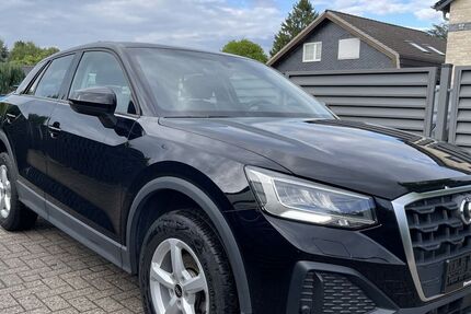 Audi Q2 32.300 km 18.300 &euro; Nahe ( Kreis Segeberg) 23866