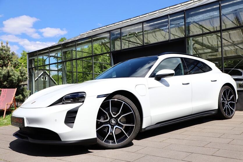 Porsche Taycan 19.200 km 69.950 € Reichshof-Denklingen 51580