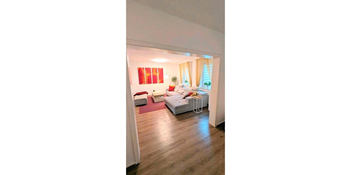 Einfamilienhaus Bad Arolsen - 8 Zimmer, 200 m&sup2;, 295.000&euro; | Angebot:26564167