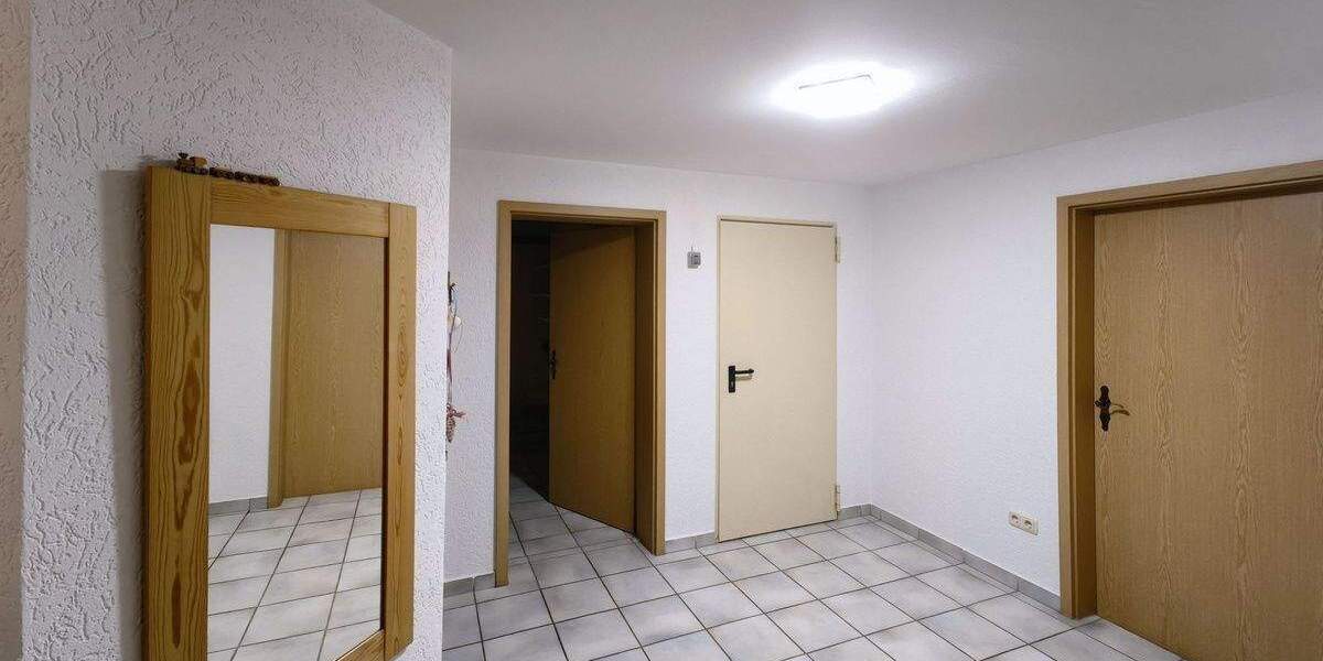 Mehrfamilienhaus, Wohnhaus Emmerting - 6 Zimmer, 164 m&sup2;, 639.000&euro; | Angebot:26433641