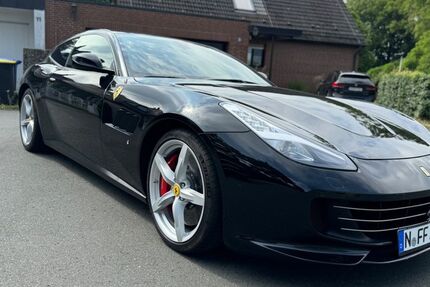 Ferrari GTC4Lusso 25.000 km 186.000 &euro; Nürnberg 90482