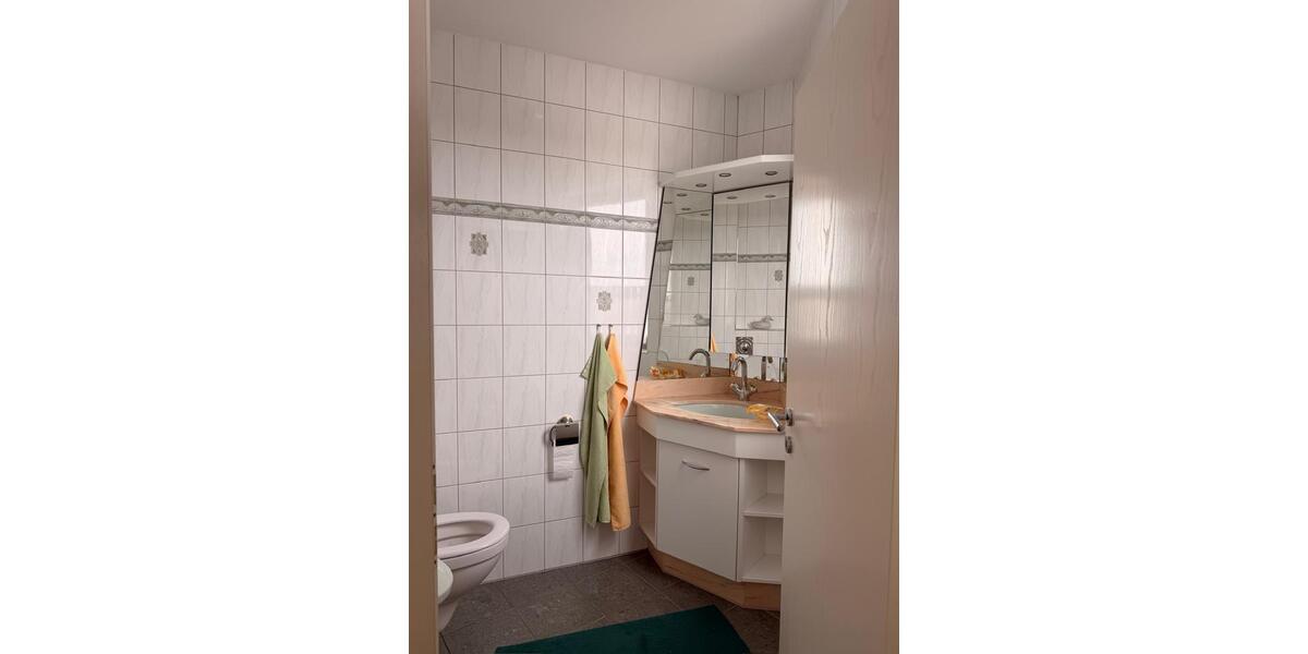Einfamilienhaus Borken - 6 Zimmer, 270 m&sup2;, 2.500&euro; | Angebot:26340395