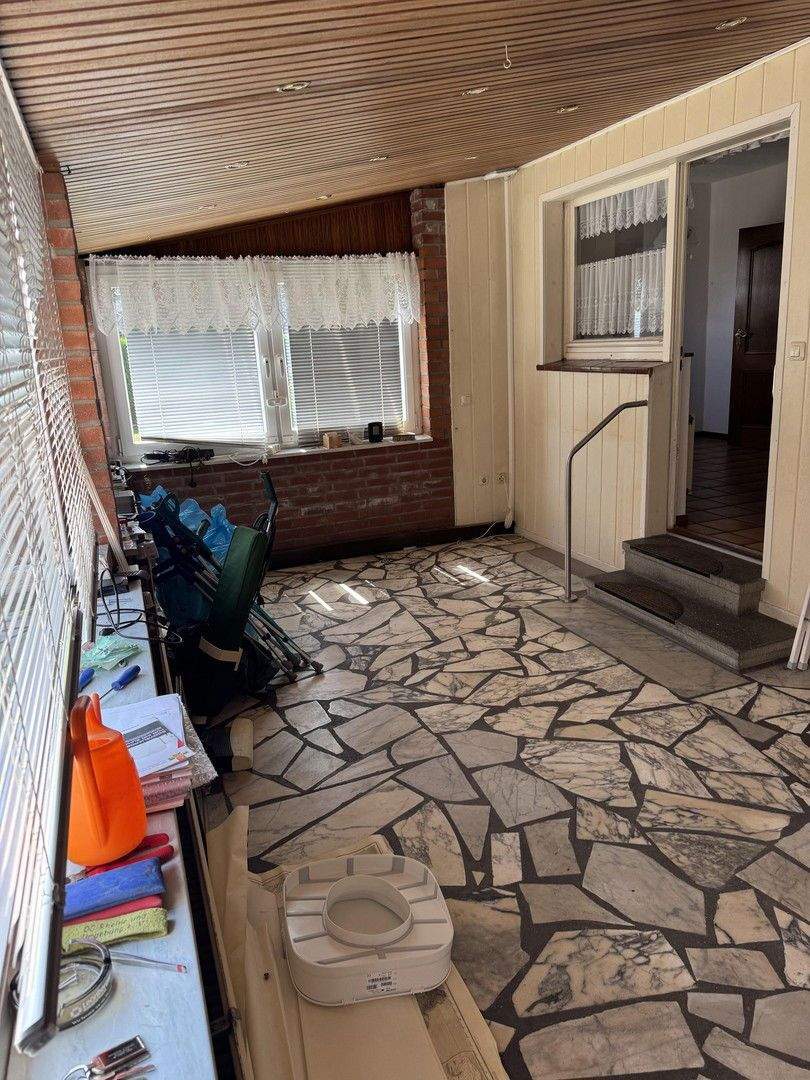 Alles was das Herz begehrt - Freistehendes Ein- Zweifamiliendomizil mit paradiesischem Garten 9 zimmer