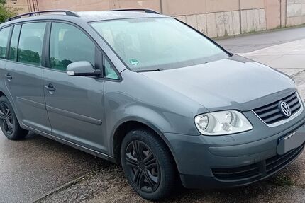 VW Touran 198.000 km 1.849 € schmölln 04626