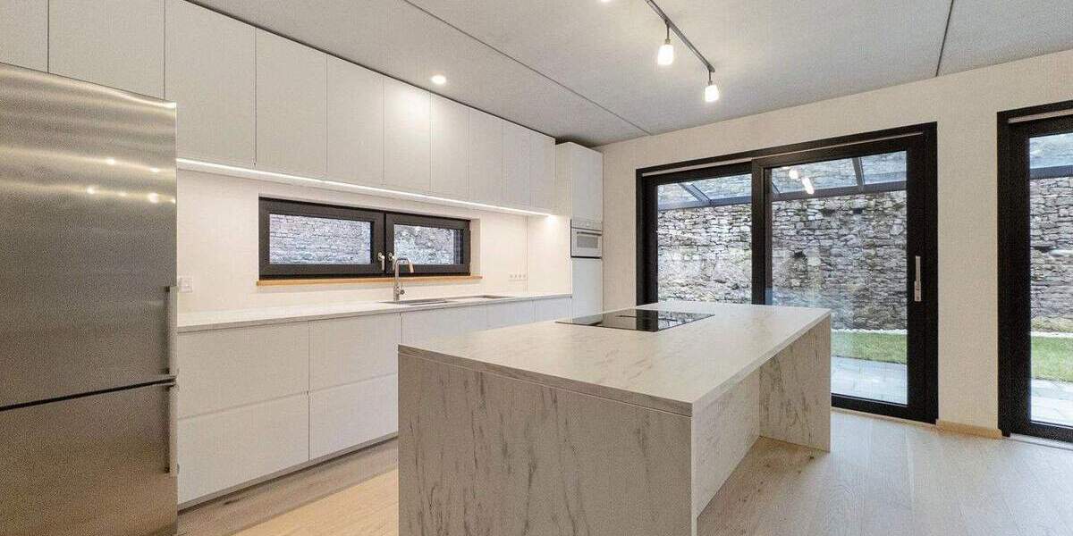 Einfamilienhaus Würzburg Heidingsfeld - 8 Zimmer, 215 m&sup2;, 1.095.000&euro; | Angebot:25566089