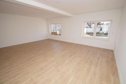 Wohnung Schkopau - 3 Zimmer, 120 m&sup2;, 990&euro; | Angebot:24698919