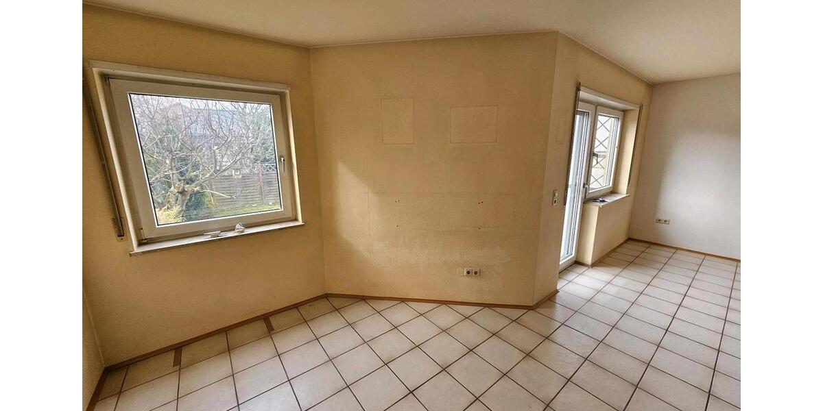 Doppelhaushälfte Wörth am Rhein - 6 Zimmer, 140 m&sup2;, 1.300&euro; | Angebot:25843112