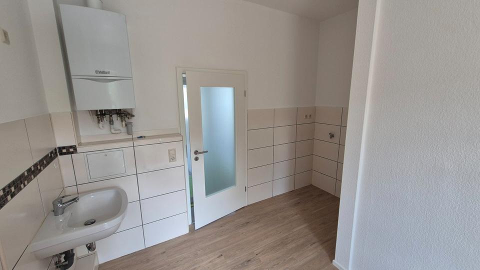 Mehrfamilienhaus, Wohnhaus Apolda - 20 Zimmer, 300 m&sup2;, 425.000&euro; | Angebot:27401644