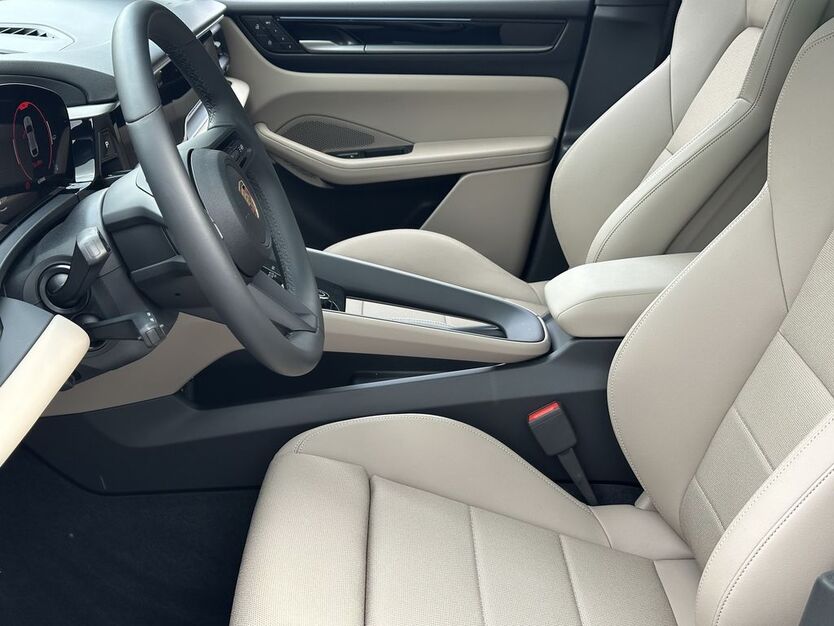 Porsche Macan 9.000 km 86.790 € Frechen (bei Köln) 50226