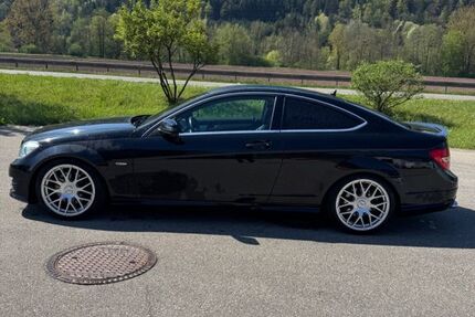 Mercedes-Benz C 350 127.000 km 22.000 &euro; Spiegelberg 71579